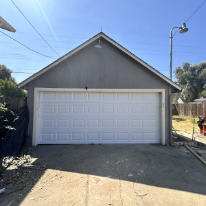 Non Insulation Door